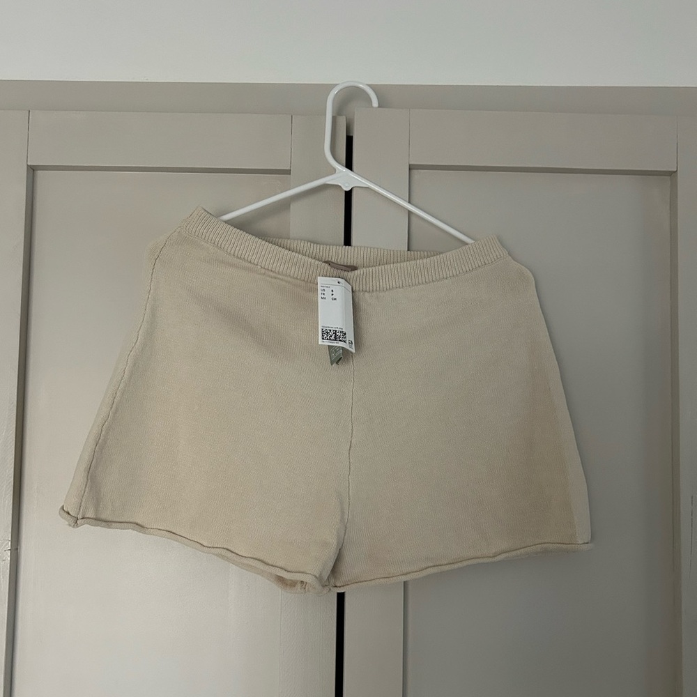 H&M Knit Cream Shorts